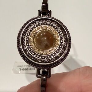 NWT Magnabilities boho bracelet